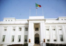 Panne de crédit téléphonique au Palais de la République ! Panne de crédit téléphonique au Palais de la République !