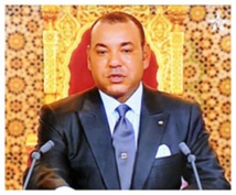 Le Roi du Maroc à Dakar avec ses cuisiniers