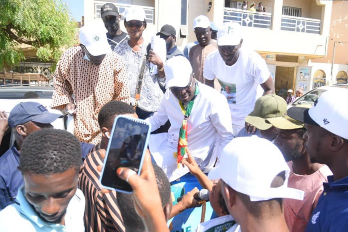 A Thiès, Khalifa Sall promet la réalisation de 2000 km de voies ferroviaires A Thiès, Khalifa Sall promet la réalisation de 2000 km de voies ferroviaires