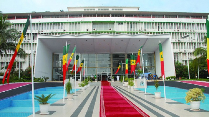 Présidence de l'Assemblée nationale : Macky Sall décide d'abroger “la loi Sada Ndiaye”