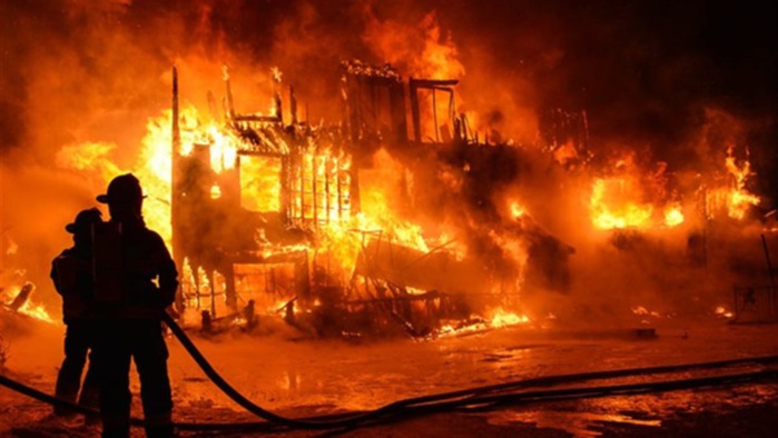 Socé Saré Molo : Un incendie violent emporte un enfant de 8 ans Socé Saré Molo : Un incendie violent emporte un enfant de 8 ans