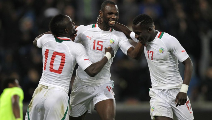 Victoire des Lions sur les Hirondelles, 3-1