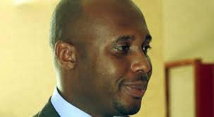 Destruction de panneau publicitaire: la SU rôde autour de Barthélémy Dias Destruction de panneau publicitaire: la SU rôde autour de Barthélémy Dias