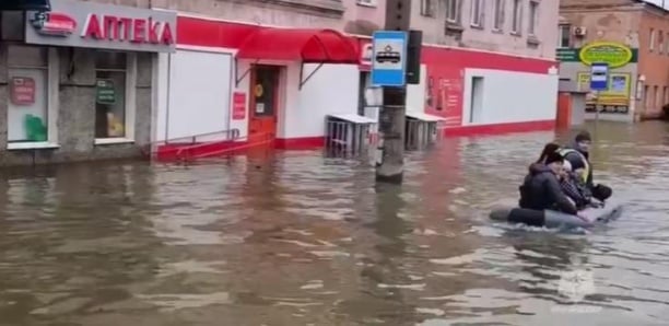 Russie: Des inondations massives, 10.000 bâtiments touchés
