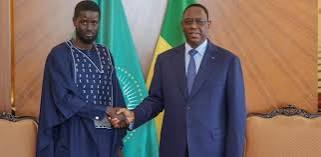 Rencontre Inhabituelle : Macky Sall a échangé avec deux ministres de Diomaye Faye aux États-Unis