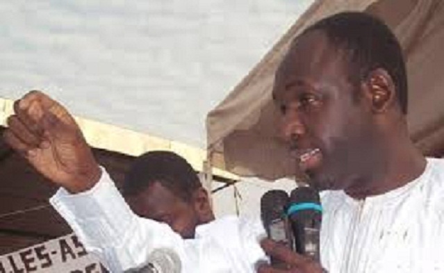 Adama Faye(Apr)- Garnd-Yoff : « Le maire Madiop Diop est ignorant et aveuglé… »