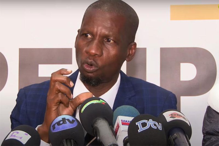 Cheikh Bara Tall adresse une citation directe à Babacar Touré ( Kewoulo) et Clédor Sène pour diffamation Cheikh Bara Tall adresse une citation directe à Babacar Touré ( Kewoulo) et Clédor Sène pour diffamation
