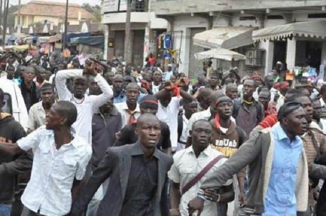 Dernière minute : Trois étudiants arrêtés à l’Université de Dakar