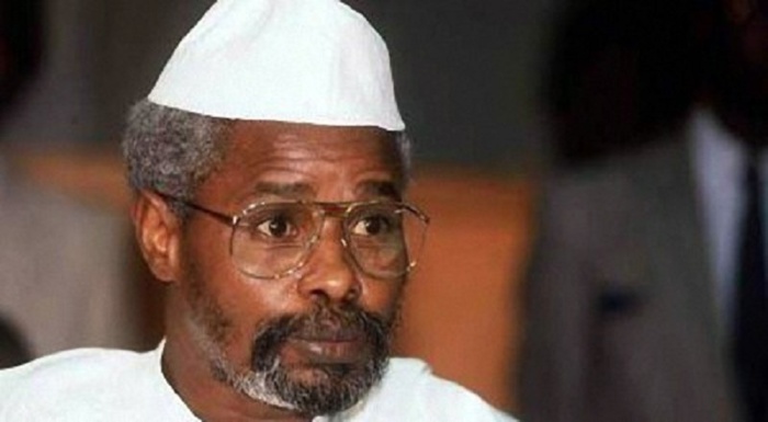 Extrait de la prison du Cap Manuel, Hissène Habré se trouve actuellement au Palais de Justice Extrait de la prison du Cap Manuel, Hissène Habré se trouve actuellement au Palais de Justice
