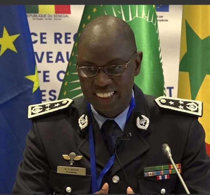Le nouveau Directeur général de la Police installé dans ses fonctions Le nouveau Directeur général de la Police installé dans ses fonctions
