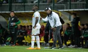 Changement de système de jeu: Aliou Cissé répond à Sadio Mané