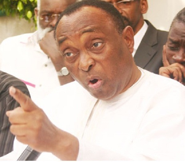 Jean Paul Dias demande au Président Sall de retourner à l’Ucad