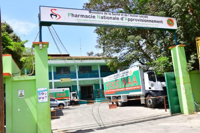 Risques de rupture de médicaments : la pharmacie nationale d’approvisionnement réclame 25 milliards FCFA à l’Etat Risques de rupture de médicaments : la pharmacie nationale d’approvisionnement réclame 25 milliards FCFA à l’Etat