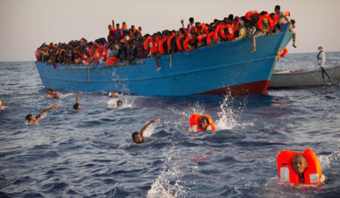 Emigration clandestine : 74 personnes dont 20 enfants arrêtés à bord d'une pirogue à Yenne Emigration clandestine : 74 personnes dont 20 enfants arrêtés à bord d'une pirogue à Yenne