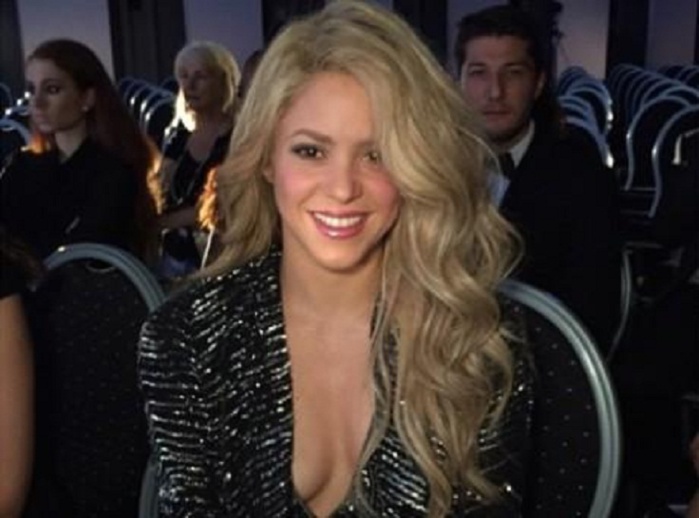 Shakira : Sourire de tombeur et regard coquin, son petit Sasha est à croquer ! Shakira : Sourire de tombeur et regard coquin, son petit Sasha est à croquer !