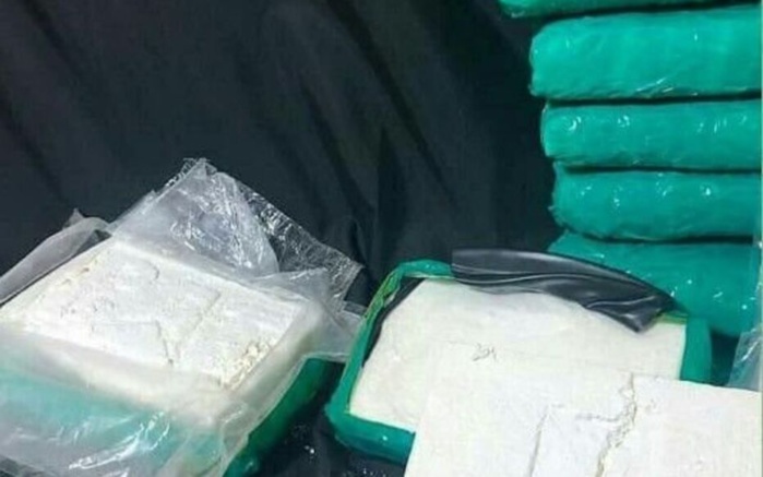 Aéroport Roissy Charles-de-Gaulle: Une femme en provenance du Sénégal interpellée avec 8 kilos de cocaïne Aéroport Roissy Charles-de-Gaulle: Une femme en provenance du Sénégal interpellée avec 8 kilos de cocaïne