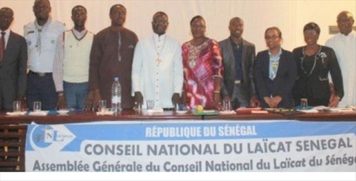 Déclarations du PM sur le port du voile: le Conseil National du Laïcat s’indigne et invite au respect du règlement intérieur des établissements privés catholiques Déclarations du PM sur le port du voile: le Conseil National du Laïcat s’indigne et invite au respect du règlement intérieur des établissements privés catholiques