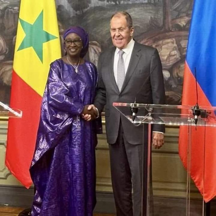 Yassine Fall : ‘’Il n’y a aucune possibilité de fracture entre les pays de l’AES et ceux de la CEDEAO’’ Yassine Fall : ‘’Il n’y a aucune possibilité de fracture entre les pays de l’AES et ceux de la CEDEAO’’