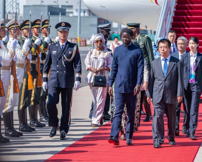 Bassirou Diomaye Faye est arrivé lundi à Beijing Bassirou Diomaye Faye est arrivé lundi à Beijing