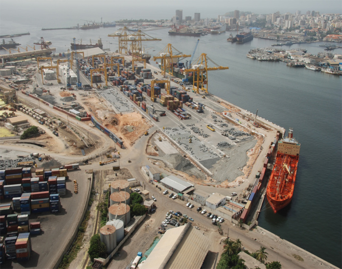 Port de Dakar : une chute de 19% de l'activité maritime et une baisse de 22% de la production de ciment en juin 2024 Port de Dakar : une chute de 19% de l'activité maritime et une baisse de 22% de la production de ciment en juin 2024