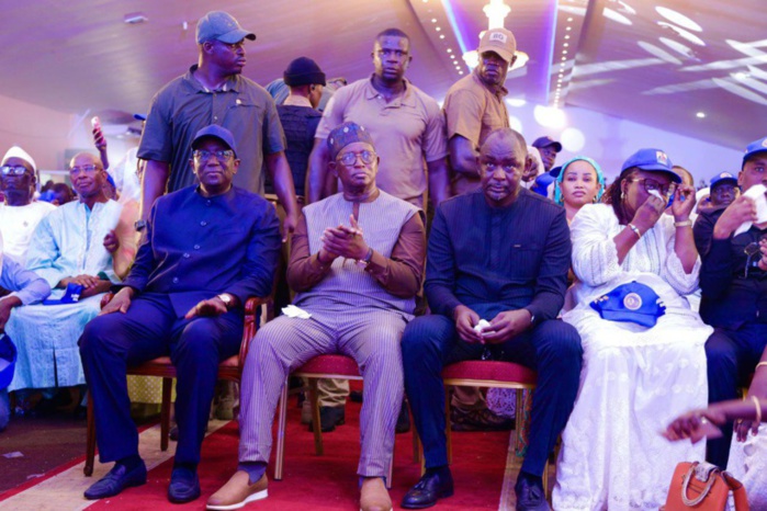 Législatives anticipées : Amadou Ba et ses alliés lancent la coalition "JAMM AK NJARIN" Législatives anticipées : Amadou Ba et ses alliés lancent la coalition "JAMM AK NJARIN"