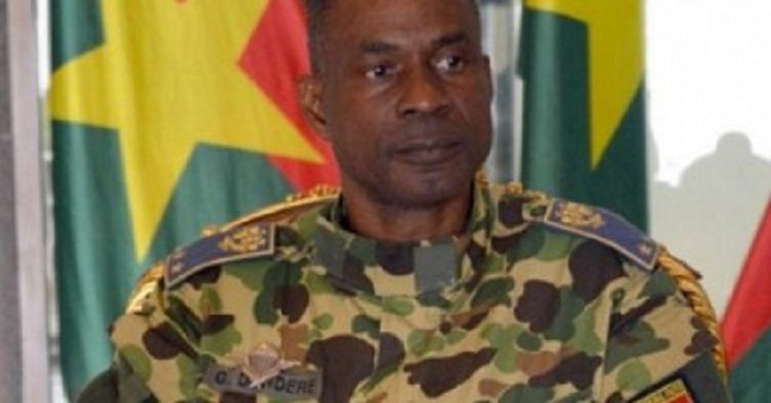 Le général Diendéré réfugié dans une ambassade à Ouagadougou (officiel) Le général Diendéré réfugié dans une ambassade à Ouagadougou (officiel)