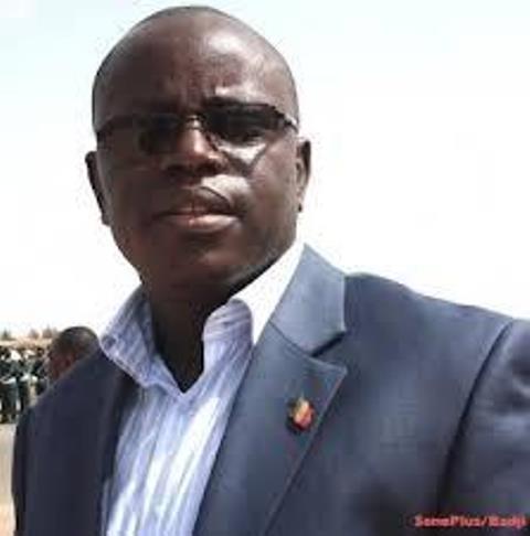 A Monsieur le Ministre des  Sports du Sénégal    Espagne ce 01-10-2015