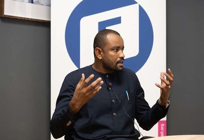 Moussa Sow du COJER victime d’un accident de la route sans gravité Moussa Sow du COJER victime d’un accident de la route sans gravité