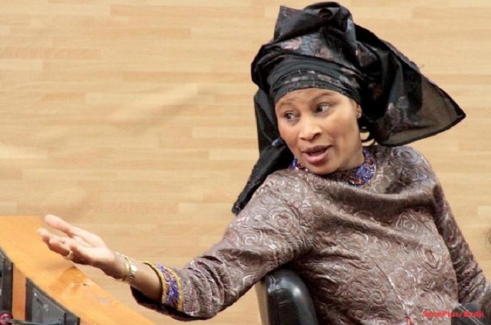 Assemblée nationale: Takku Wallu Sénégal annonce la saisine de la justice pour faire respecter la parité Assemblée nationale: Takku Wallu Sénégal annonce la saisine de la justice pour faire respecter la parité