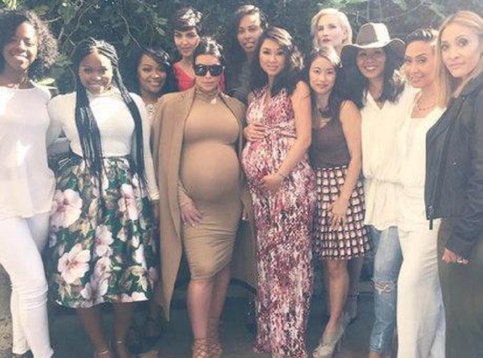 Kim Kardashian : ultra moulée et épuisée "Je suis en piteux état" ! Kim Kardashian : ultra moulée et épuisée "Je suis en piteux état" !