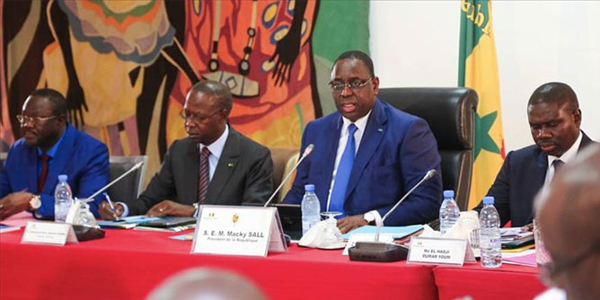 Dakar boucle en Février 2016, le cycle du conseil des ministres décentralisés(Officiel)