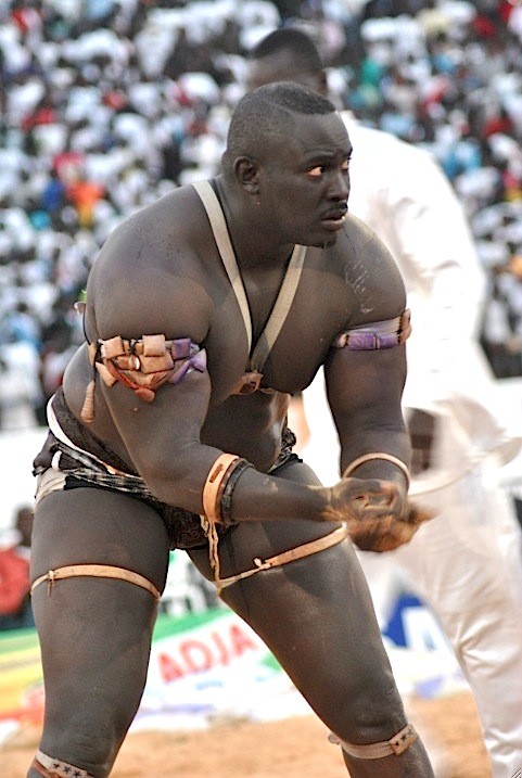 Baye Mandione avertit : "Convaincu de battre Baboye"