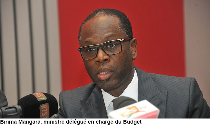 UN PROBLÈME DE CHÈQUES À L’ORIGINE DU RETARD DE SALAIRE DES ENSEIGNANTS DU SUPÉRIEUR (MINISTRE)