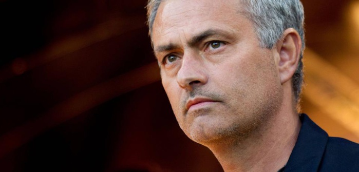 " La pire équipe du monde " lance un appel à José Mourinho