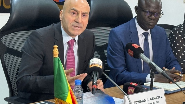 Le FMI refuse de débloquer les fonds pour le Sénégal et impose ses conditions. Le FMI refuse de débloquer les fonds pour le Sénégal et impose ses conditions.