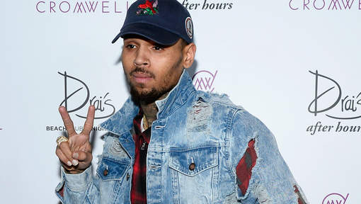 Encore accusé de violences sur une femme, Chris Brown se défend