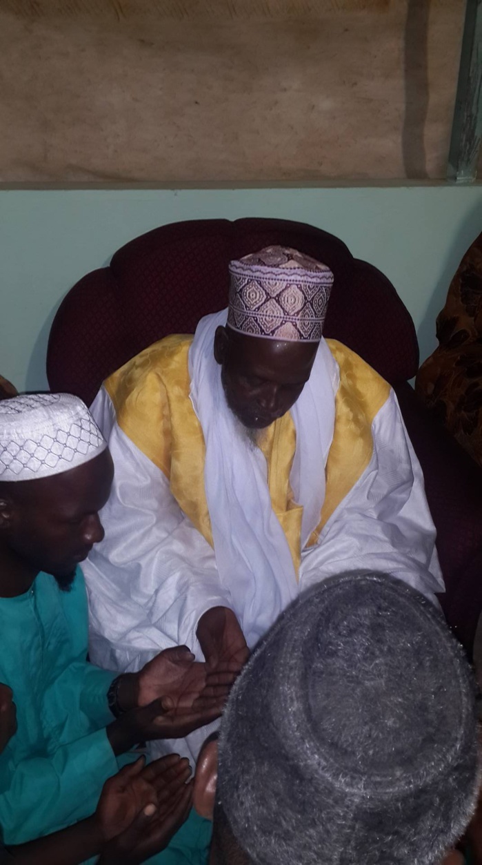 ZIARRA ANNUELLE DE FASS MBAO L’imam El hadji Abdoul Wahab Seydi prêche pour un islam de paix et de tolérance. ZIARRA ANNUELLE DE FASS MBAO L’imam El hadji Abdoul Wahab Seydi prêche pour un islam de paix et de tolérance.
