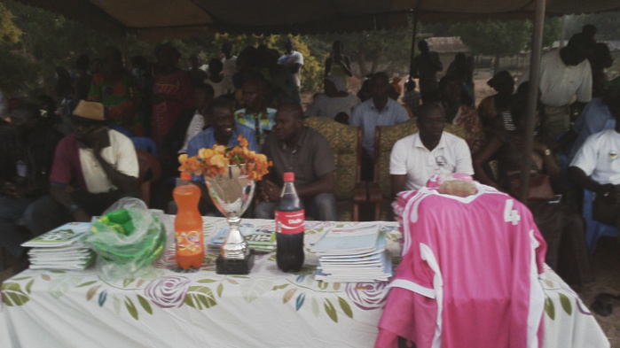 Après avoir pris part au diner débat organisé par les femmes de l’APR et au cours duquel il a animé le thème relatif aux réalisations du Président Macky SALL en Casamance