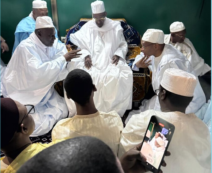 Photos / Daaka de Médina Gounass : La délégation du président Macky Sall reçue par le Khalife Thierno Amadou Tidiane Bâ