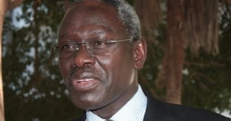 Habib Sy: « Les partisans de Macky Sall doivent être petits dans leurs souliers »