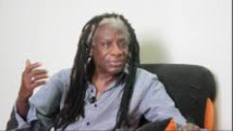 Père Ouza : «Macky Sal doit prendre de la hauteur et repousser la date du référendum»