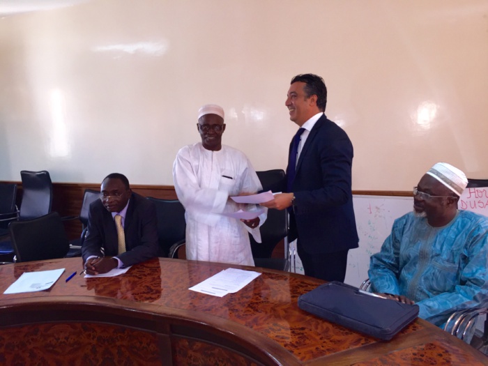 Construction de 691 maisons Peacock Investments signe une convention avec les travailleurs du Port Autonome de Dakar Construction de 691 maisons Peacock Investments signe une convention avec les travailleurs du Port Autonome de Dakar