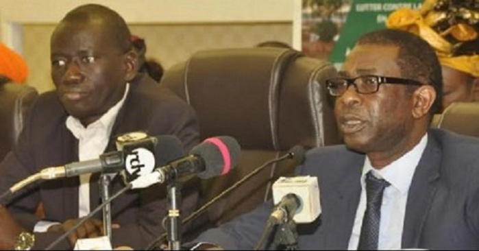 Irrité par la sur-médiatisation de la politique, Youssou Ndour plaide pour des … Irrité par la sur-médiatisation de la politique, Youssou Ndour plaide pour des …