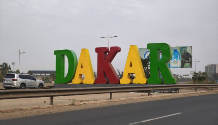 Jeux Olympiques de la Jeunesse 2026 / En hommage à l'hospitalité sénégalaise : Alhassane Ndiaye, artiste sénégalais offre son œuvre monumentale d'art à Abass Fall, Maire de la Ville de Dakar Jeux Olympiques de la Jeunesse 2026 / En hommage à l'hospitalité sénégalaise : Alhassane Ndiaye, artiste sénégalais offre son œuvre monumentale d'art à Abass Fall, Maire de la Ville de Dakar