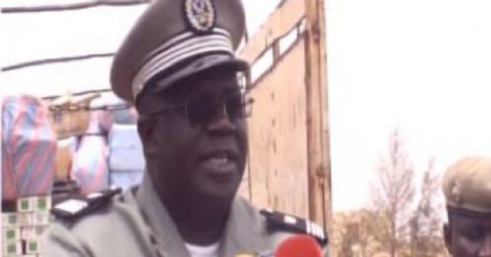 DIAMNIADIO : LA DOUANE SAISIT 2 CAMIONS MALIENS AVEC DES PRODUITS IMPROPRES DIAMNIADIO : LA DOUANE SAISIT 2 CAMIONS MALIENS AVEC DES PRODUITS IMPROPRES