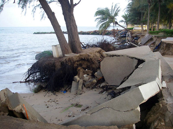 VERS L’ÉLABORATION D’UNE STRATÉGIE NATIONALE CONTRE L’ÉROSION CÔTIÈRE (OFFICIEL )