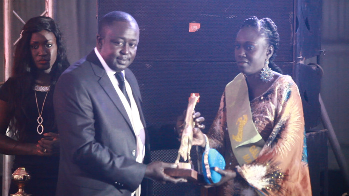 Carnet blanc: La chanteuse Dior Mbaye s’est mariée ! Carnet blanc: La chanteuse Dior Mbaye s’est mariée !