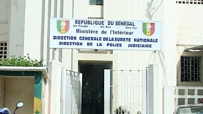 Recherché depuis huit mois : un fugitif sous mandat d’arrêt international arrêté aux Almadies