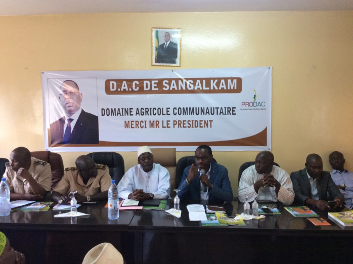 DAC Sangalkam en orbite. Le PRODAC met en œuvre la directive du Chef de l’Etat qui a mis 6,5 milliards pour le financement du Domaine Agricole Communautaire « urbain ». DAC Sangalkam en orbite. Le PRODAC met en œuvre la directive du Chef de l’Etat qui a mis 6,5 milliards pour le financement du Domaine Agricole Communautaire « urbain ».