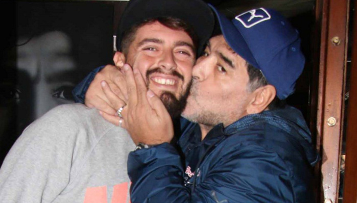 30 ans après, Maradona reconnaît son fils caché